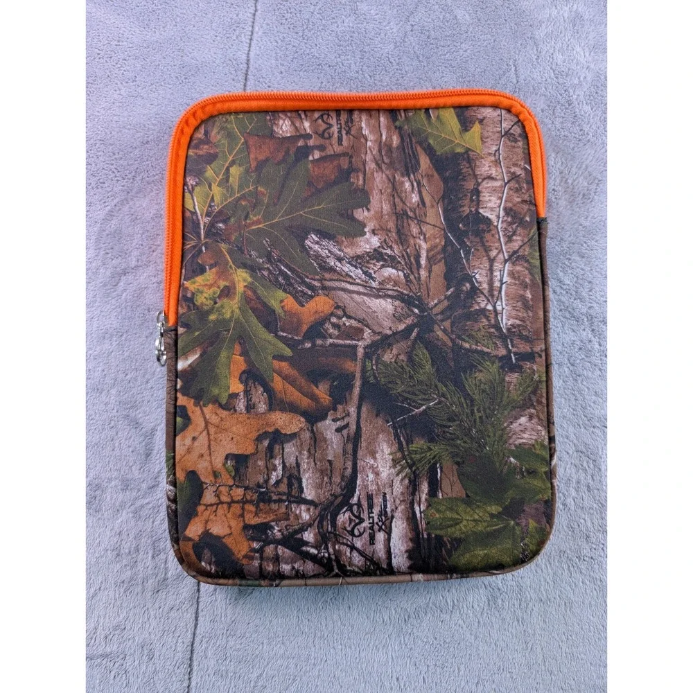 Realtree APG Camo Tablet Sleeve Case Orange Bubble Padded Interior 10.5x8 Inch